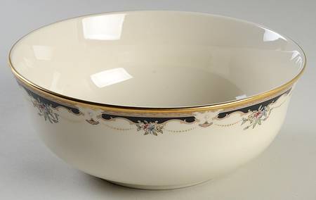 Hartwell House 8" Round Vegetable