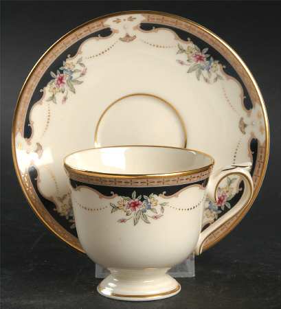 Hartwell House Footed Demitasse Cup & Saucer Set