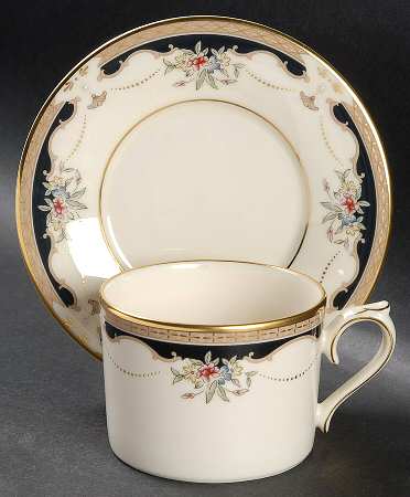 Hartwell House Flat Cup & Saucer Set
