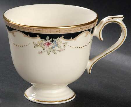 Hartwell House Footed Cup