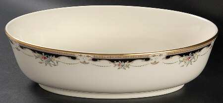 Hartwell House 99 Shape 9" Oval Vegetable Bowl