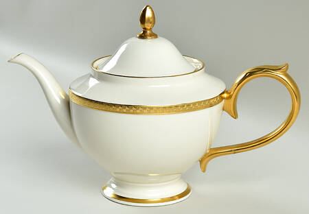 Haverford Hall Teapot & Lid by Lenox