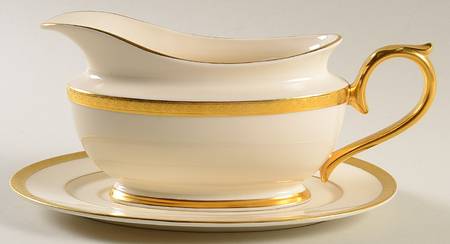 Haverford Hall Gravy Boat & Underplate
