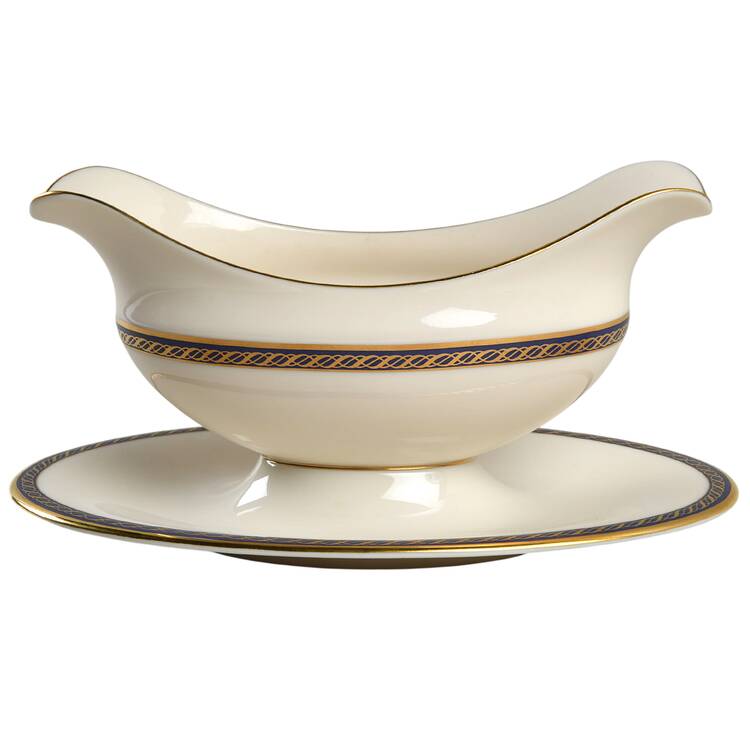 Hamilton Gravy Boat with Attached Underplate