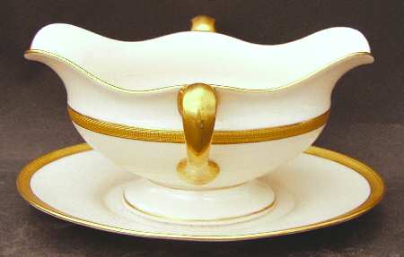 Hanover (Cream) Gravy Boat with Attached Underplate