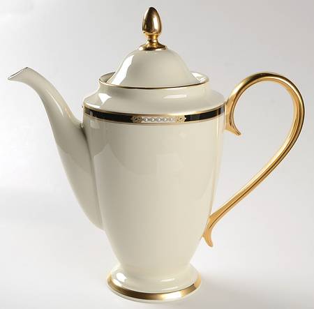 Hancock 1999 Shape Coffee Pot & Lid