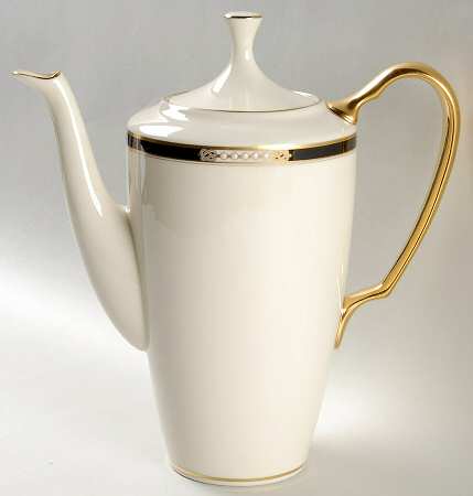 Hancock Coffee Pot & Lid