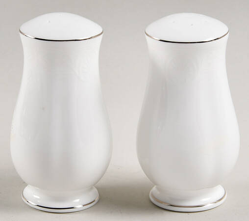 Hannah Platinum Salt & Pepper Set