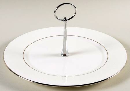 Hannah Platinum Round Serving Plate with Handle (DP)