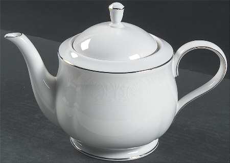 Hannah Platinum Teapot & Lid