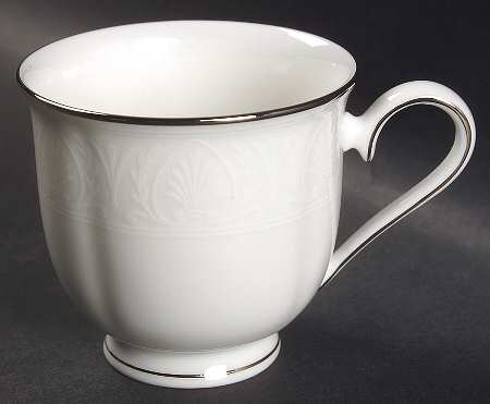 Hannah Platinum Footed Cup
