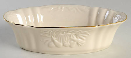Harvest (Giftware Collection) 8" Oval Vegetable Bowl