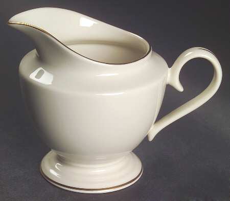 Hayworth 1999 Shape Creamer