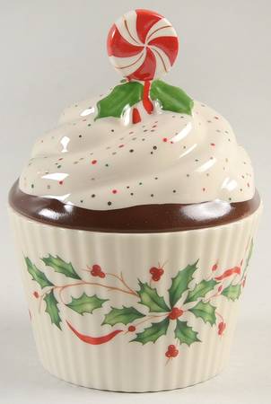 Holiday (Dimension) Figural Candy Box & Lid