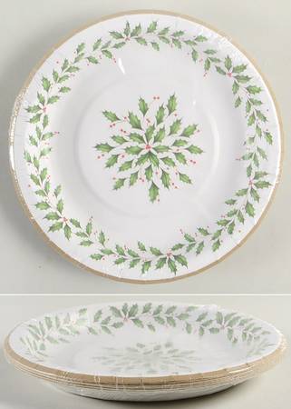 Holiday (Dimension) Package of 8 - Paper Salad Plate