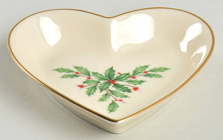 Holiday (Dimension) Heart Shaped Dish
