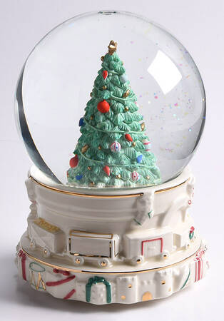 Holiday (Dimension) Snow Globe
