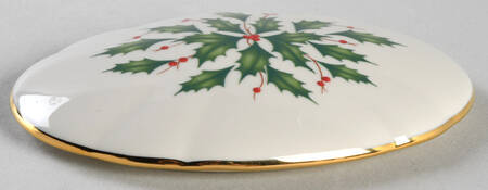 Holiday (Dimension) Pierced Oval Box Lid Only