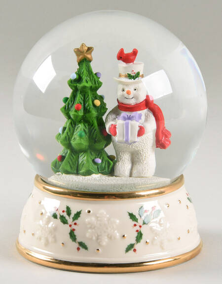 Holiday (Dimension) Snow Globe