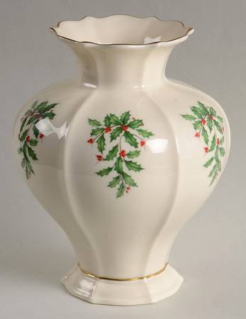 Holiday (Dimension) 7" Vase