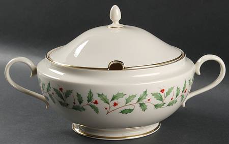 Holiday (Dimension) Tureen & Lid