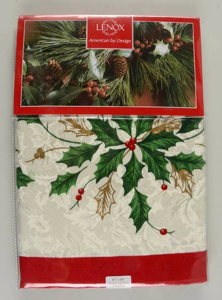 Holiday (Dimension) 60" X 84" Oblong Tablecloth