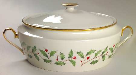 Holiday (Dimension) Round Covered Vegetable