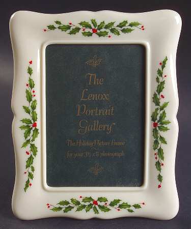 Holiday (Dimension) 6" Picture Frame
