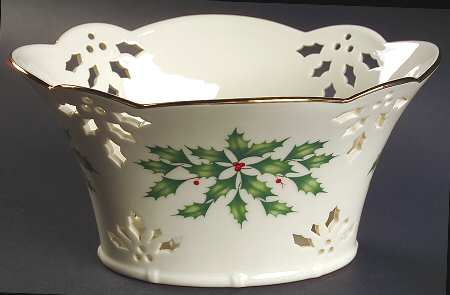 Holiday (Dimension) 7" Pierced Oval Bowl