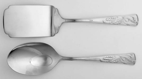 Holiday (Dimension) 2 Piece Lasagna & Serving Spoon Set