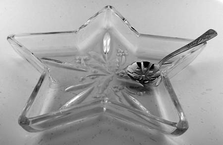 Holiday (Dimension) Star Shaped Glass Candy Dish w/Bon Bon Spoon