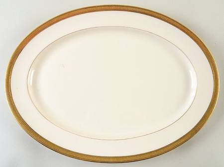 J19 Cream 15" Oval Serving Platter