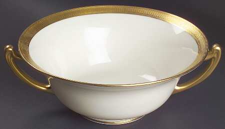 J19 Cream Large Berry Bowl