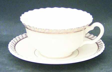 J330 Flat Cup & Saucer Set