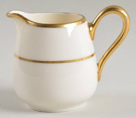 J34 Breakfast Creamer