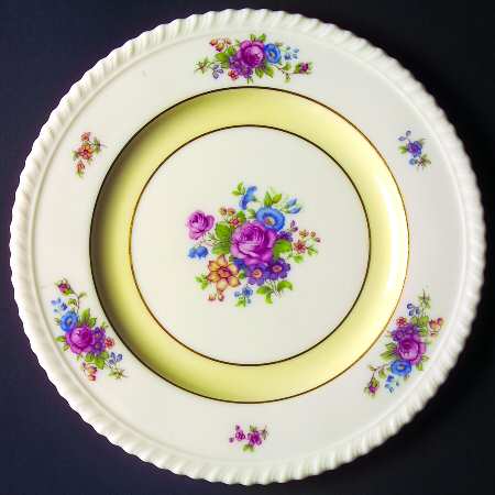 Gadroon Rose Cream Band Luncheon Plate