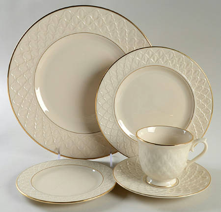Jacquard Gold 5 Piece Place Setting