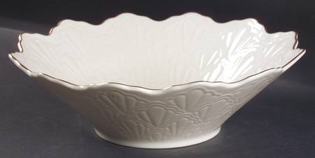 Jacquard Gold 9" Round Fluted Bowl