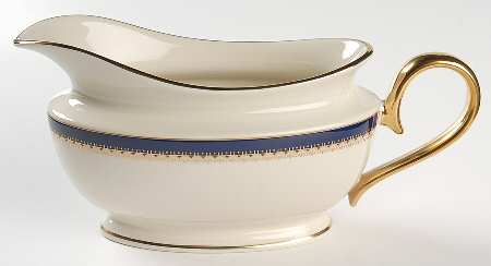 Jefferson 1999 Shape Gravy Boat