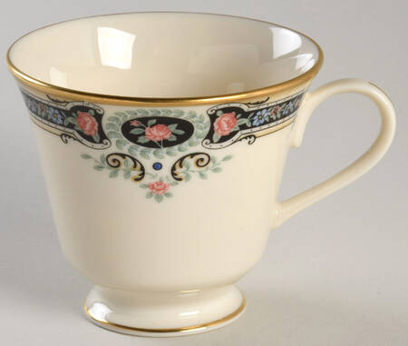 Kent Gardens Footed Cup