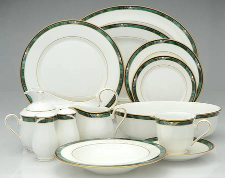 Kelly 58 Piece Estate Set