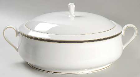 Kristy Round Covered Vegetable