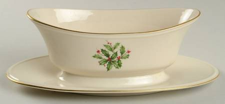 L5 Gravy Boat with Attached Underplate by Lenox