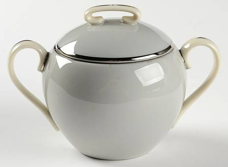 L6 Sugar Bowl & Lid