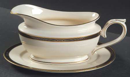Langdon Gate Gravy Boat & Underplate