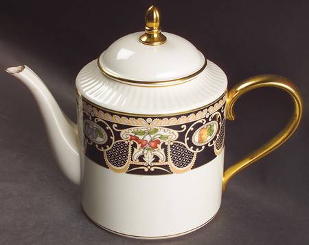 Lammermoor Teapot & Lid