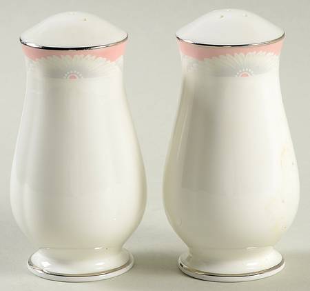 Laura Salt & Pepper Set