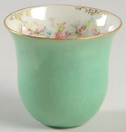 Lenox Liners (Cream, Gold Trim) Decoration #338 Bell Shape Demitasse Liner