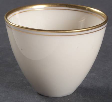 Lenox Liners (Cream, Gold Trim) Decoration #86 Straight Demitasse Liner