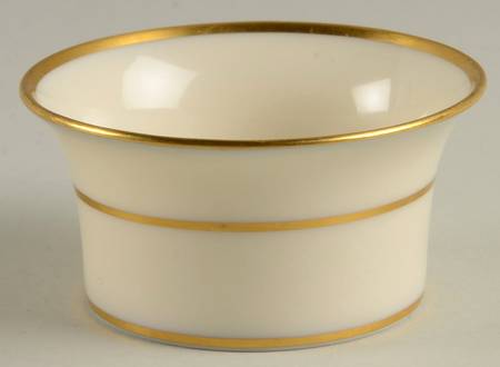 Lenox Liners (Cream, Gold Trim) Decoration #J34 Shape 1 Ramekin Liner